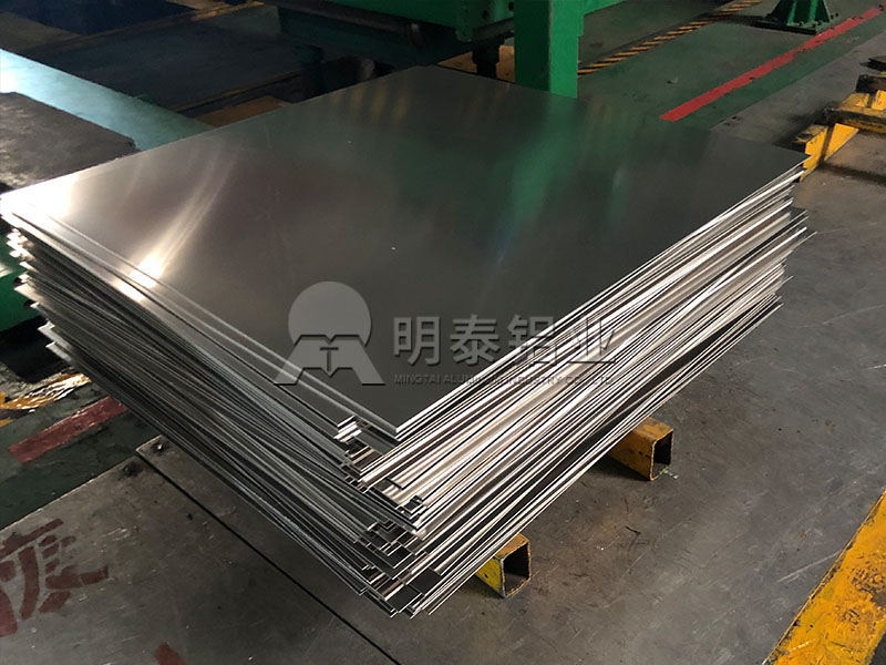 电池铝壳原材料_动力电池壳料3003铝板生产厂家